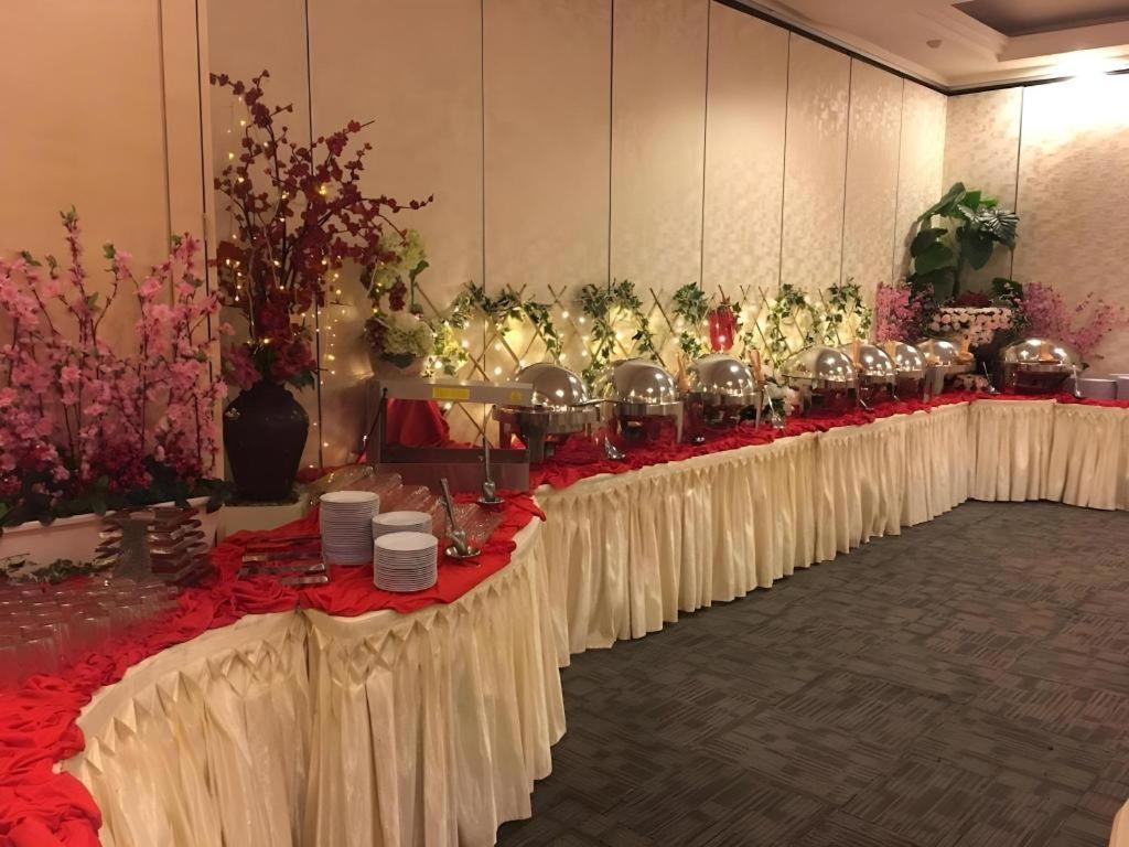 置地广场酒店 峇株巴辖 外观 照片